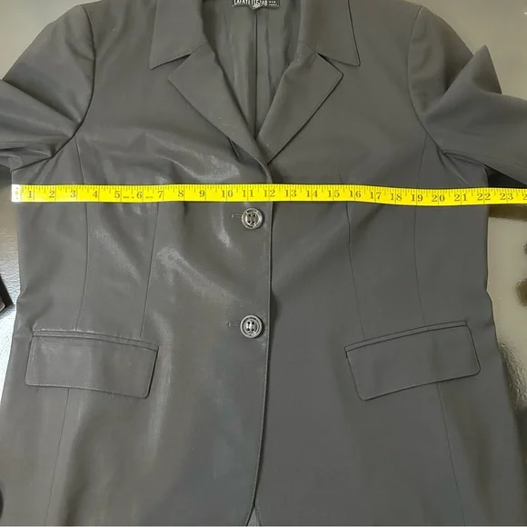 Lafayette 148 New York Classic Black Blazer - Picture 9 of 10